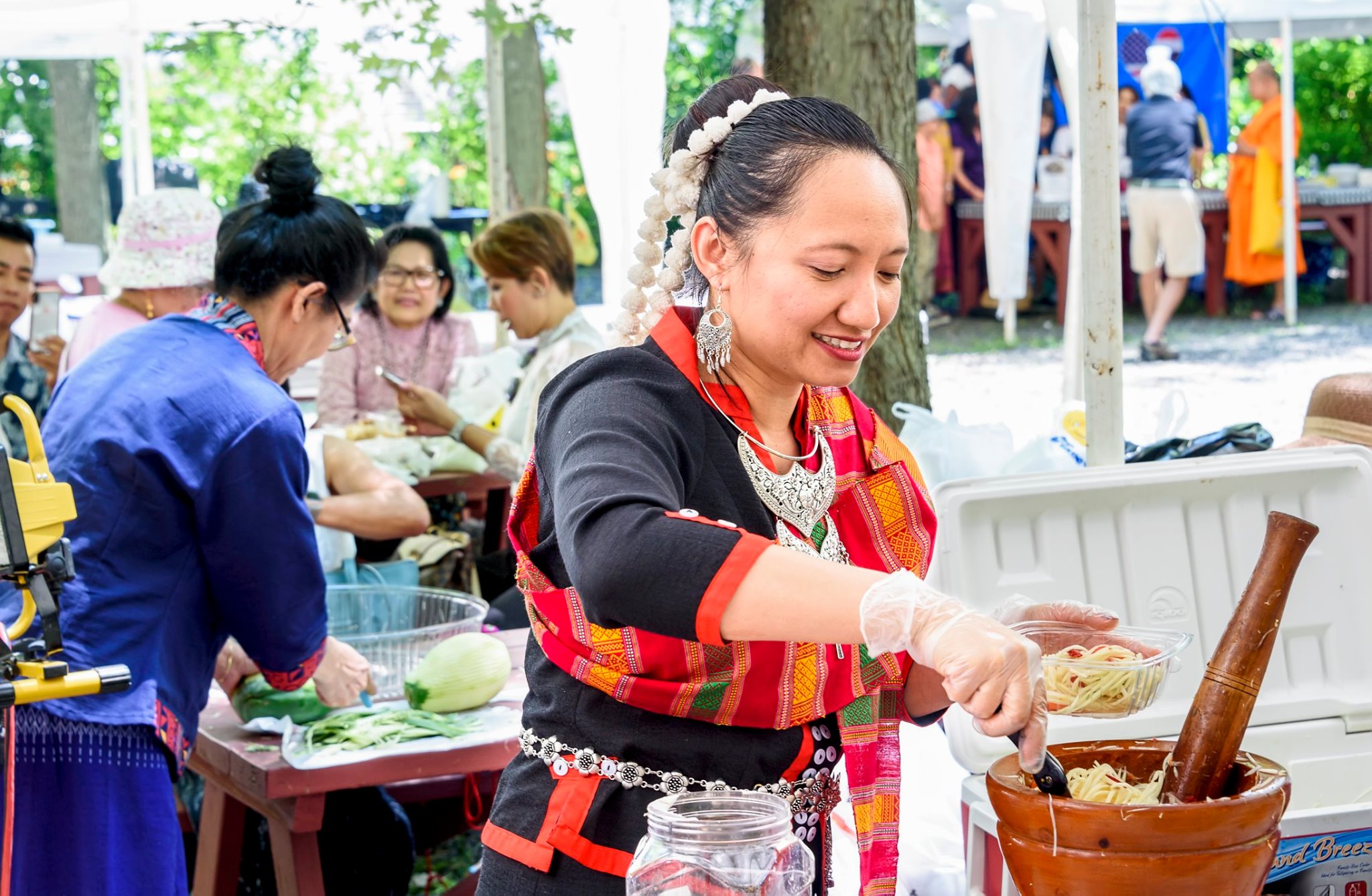 thai food event at wat mongkoltepmunee